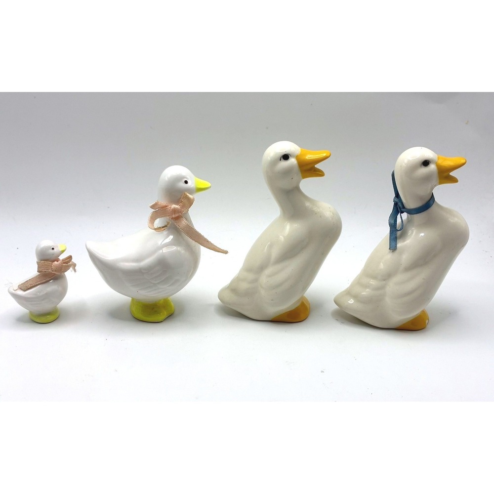 Russ Berrie Miniature Ceramic Duck Set 4pc White Yellow Vintage Bird Figurines